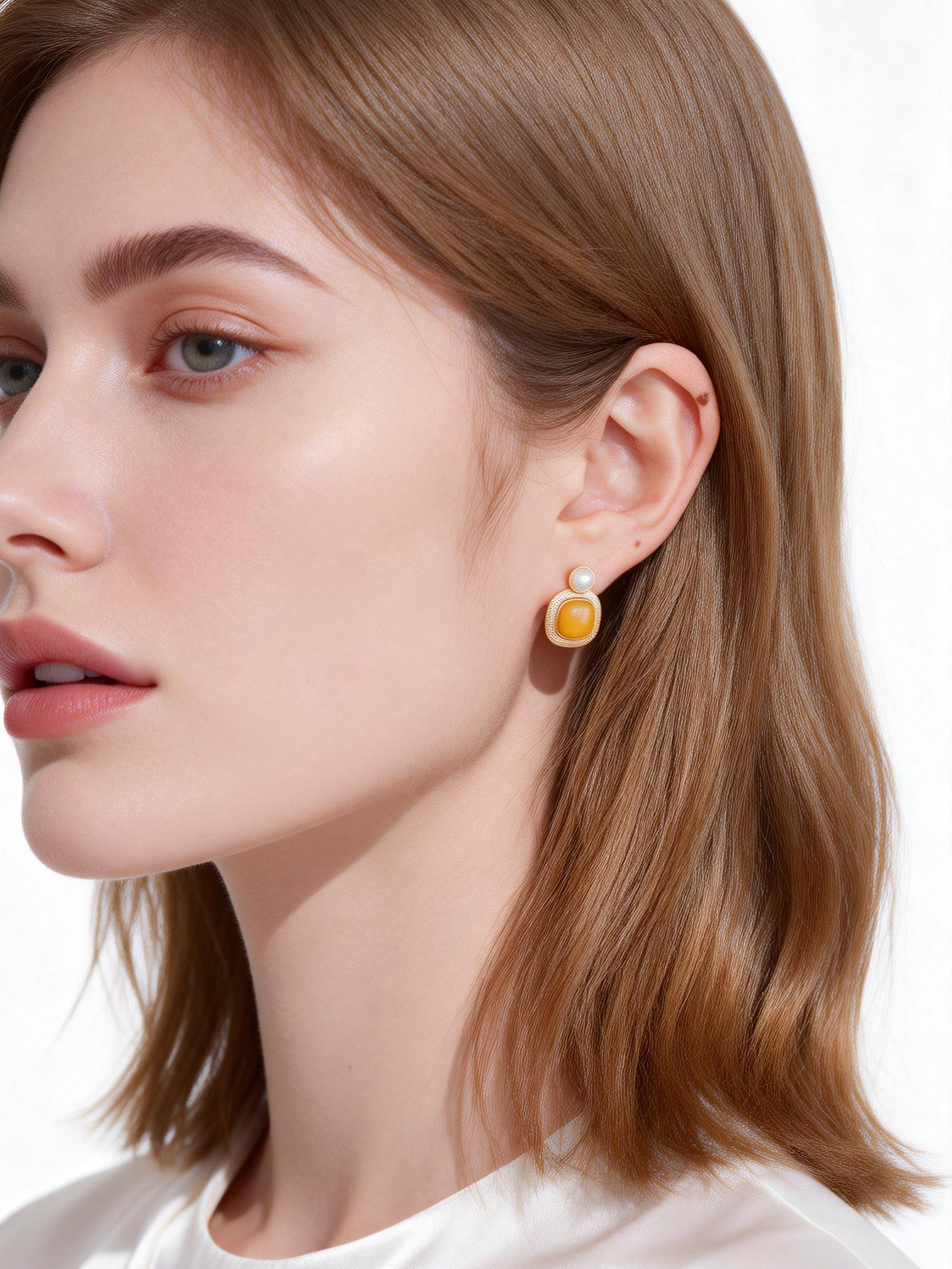 Quilted Medallion Butterscotch Amber Stud Earrings