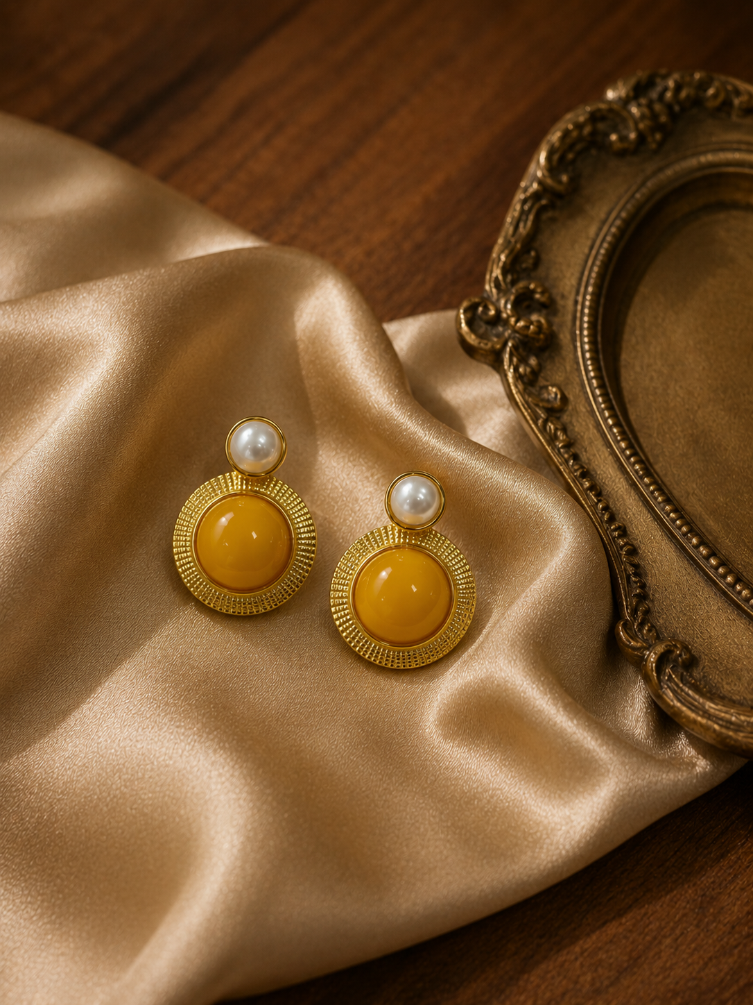 Quilted Halo Butterscotch Amber Stud Earrings