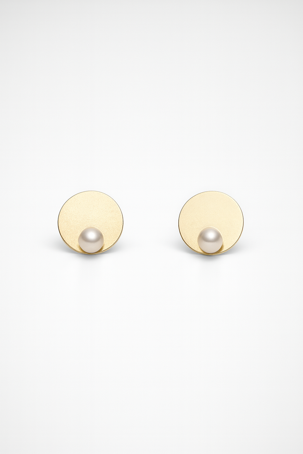 Sleek Charlotte Earrings by Caevi – hypoallergenic jewelry