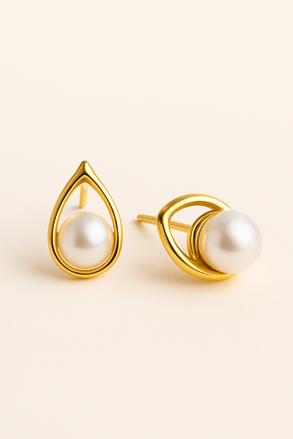 Refined MARGOT PEARL STUDS by Caevi – hypoallergenic jewelry