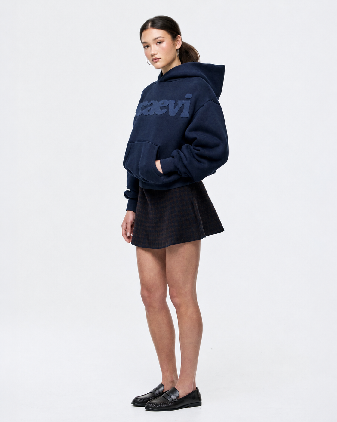 CAEVI Statement Heavyweight Hoodie in Navy – model styling view